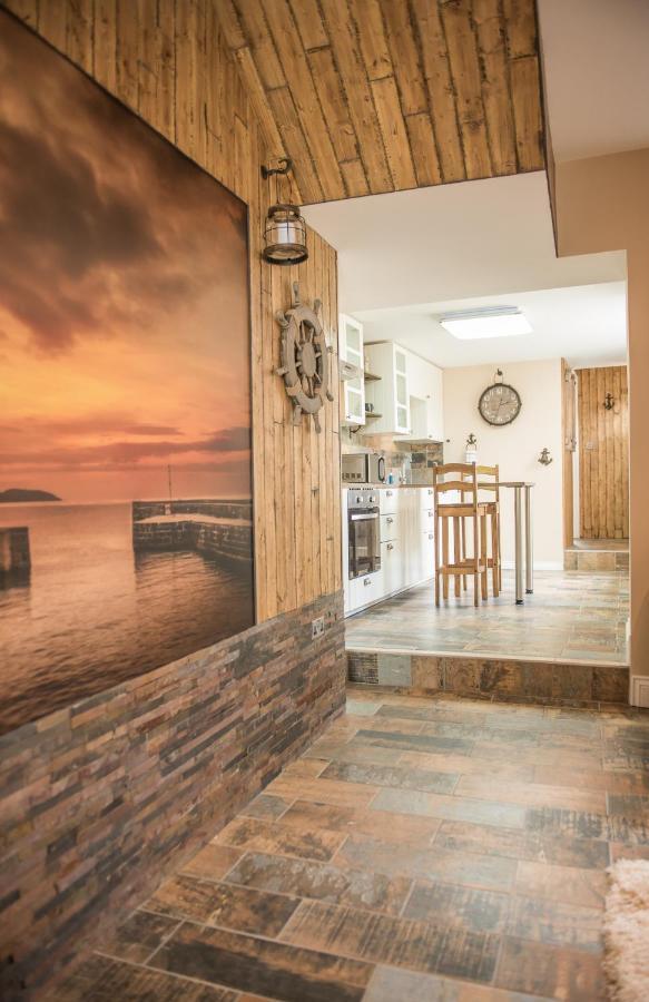 Deluxe Rustic Charlestown Themed Apartment St Austell Eksteriør billede